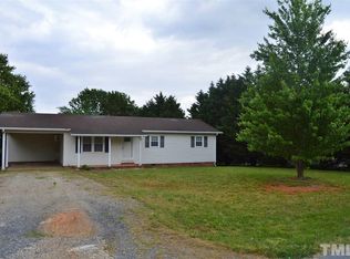 3734 Knollview Dr, Sophia, NC 27350