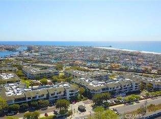 950 Cagney Ln APT 104, Newport Beach, CA 92663