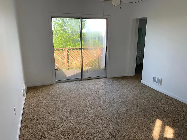 2829 Sumner St — Photo 14