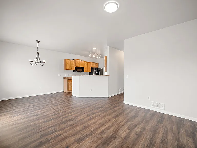 2211 Downend St — Photo 9