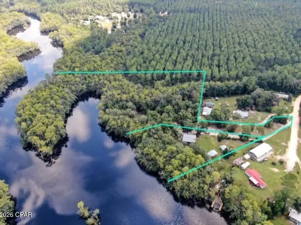 11413 Church Rd, Ebro, FL 32437