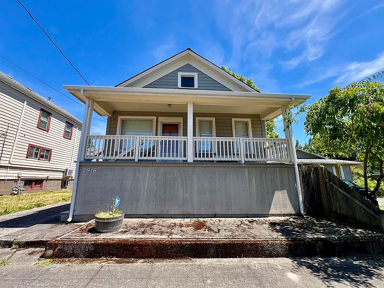 2916 SE 17th Ave — Photo 1