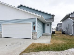 153 Pine Ave, Mapleton, ND 58059