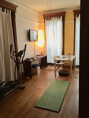 Rented by Warren T Real Estate Corp. | media 18