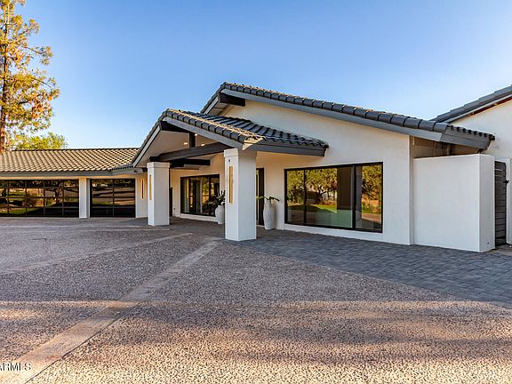 5th image of 3301 E ROVEY Avenue