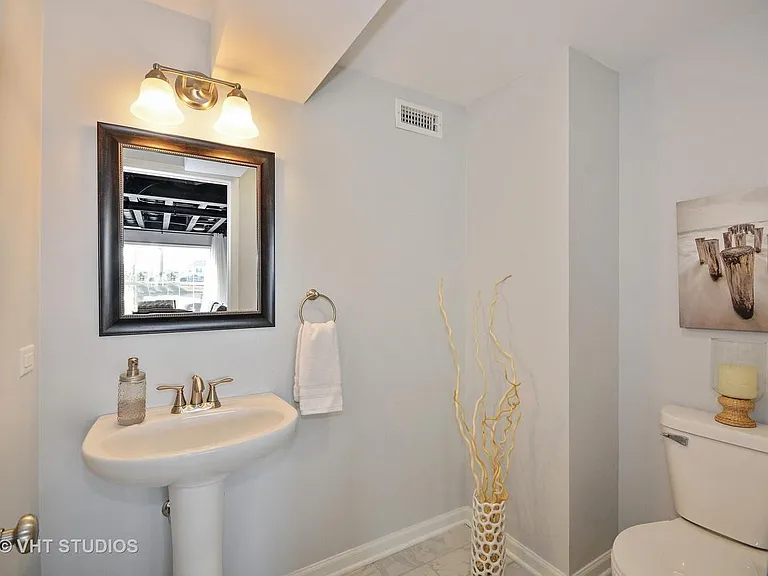 2946 Henley Ln — Photo 22