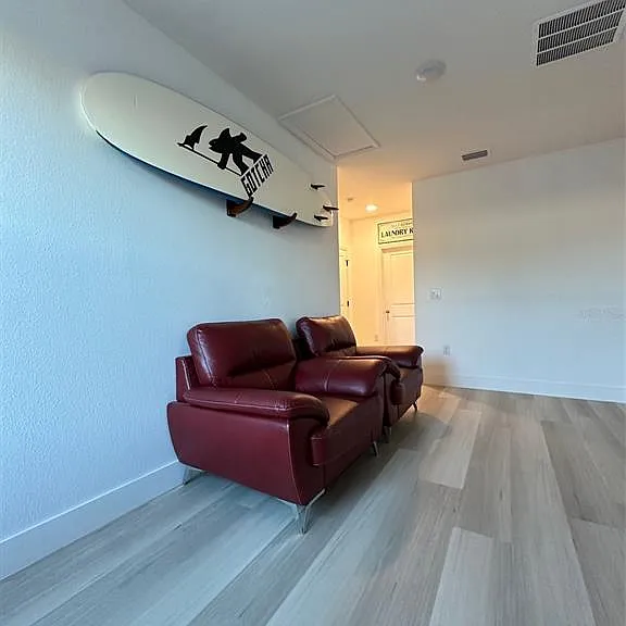11167 Leland Groves Dr — Photo 16