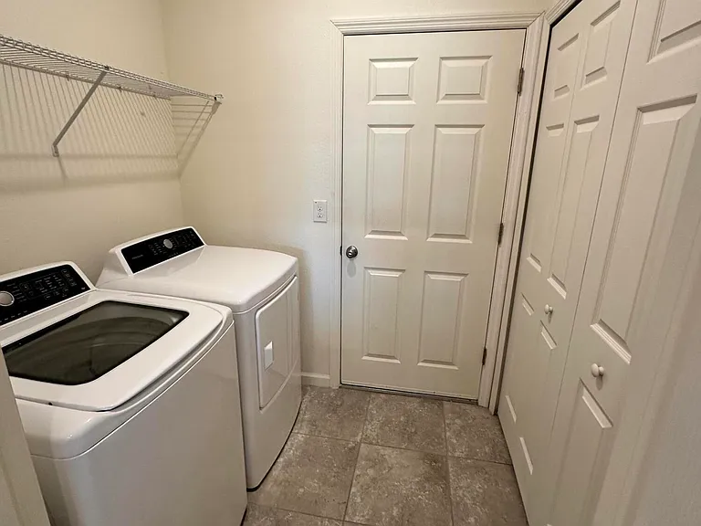 620 Remington Green Dr SE #103 — Photo 25