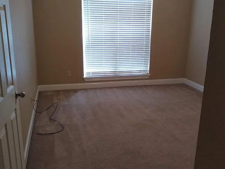 209 Penny Ln #6 — Photo 9