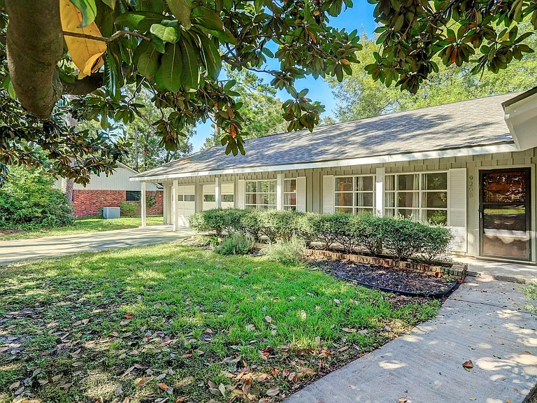 9208 Rangely Dr — Photo 2
