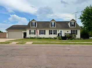 928 Jeremy St, Tomah, WI 54660