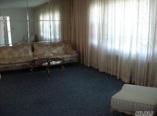 2136 Francis Lewis Blvd, Whitestone, NY 11357
