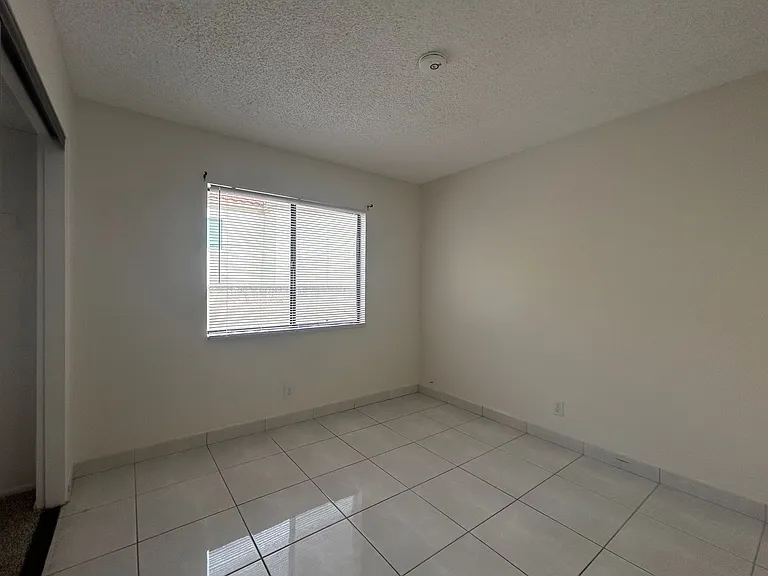 3068 Prado Ln — Photo 13