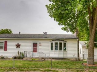 2534 Garfield Ave, Des Moines, IA 50317
