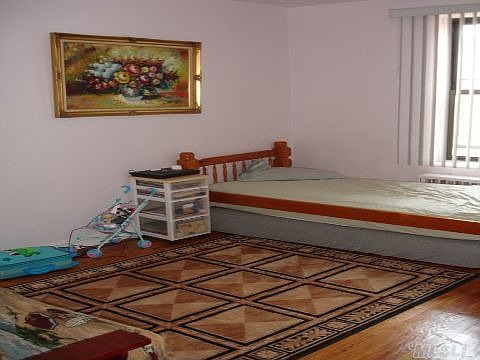 3rd image of 8315 98th St APT 5H