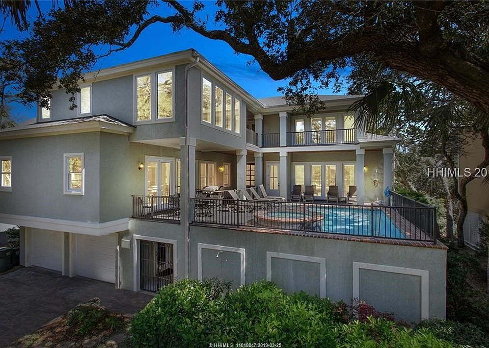 Incredible Forest Beach 6 Bedroom Home