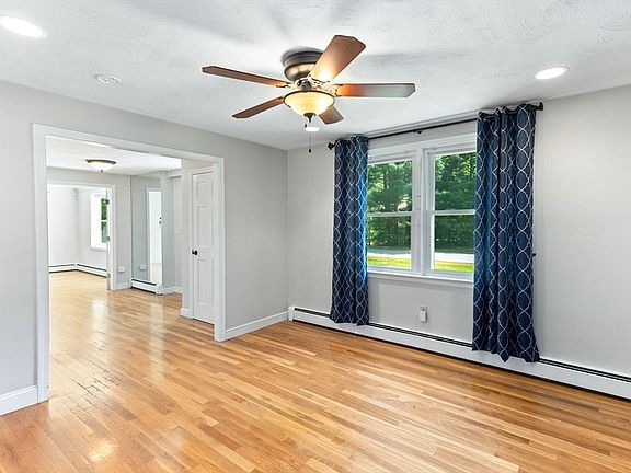 4th image of 10 Kingsley Rd