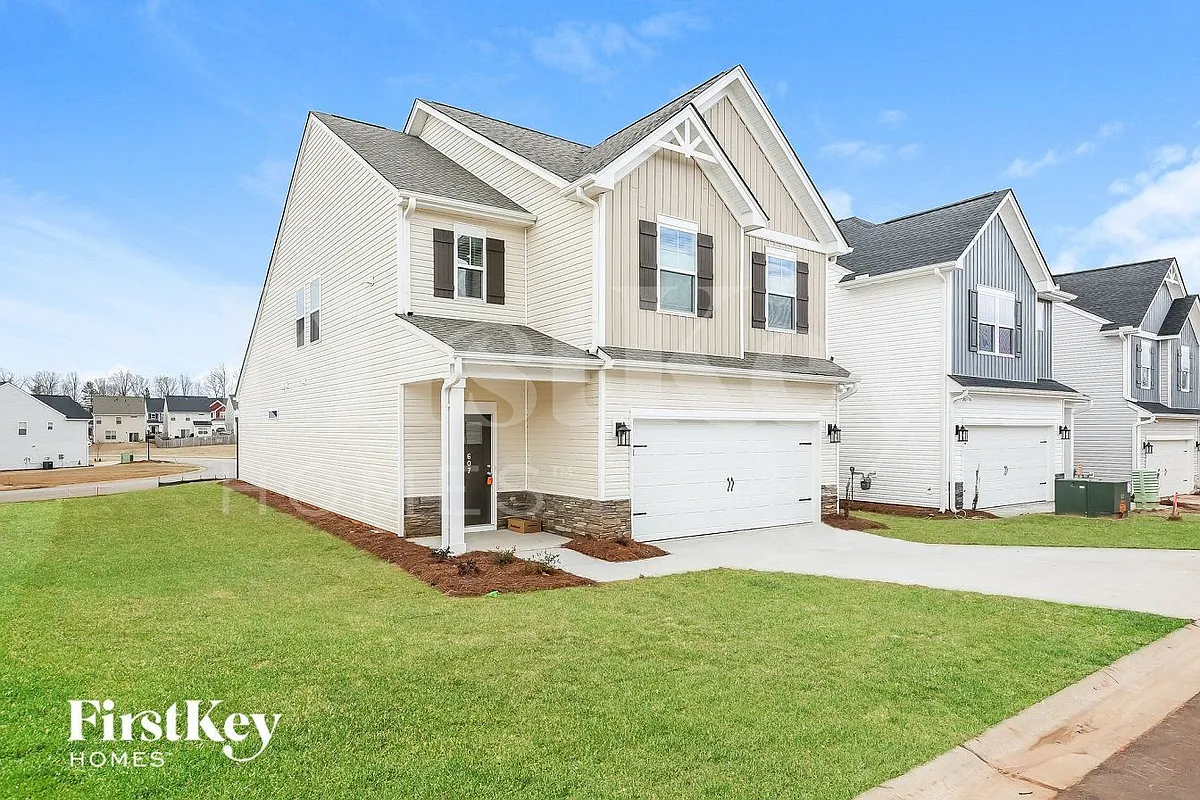 Building Photo - 607 Goldburn Way