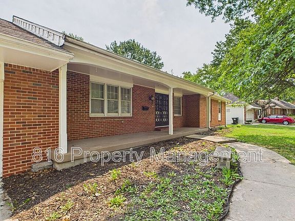 3rd image of 3233 S Shady Bend Dr