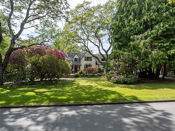 2nd image of 3290 Upper Terrace Rd