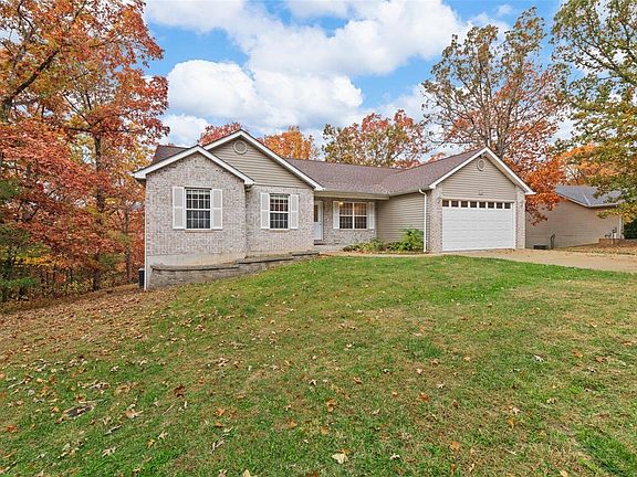 2nd image of 6118 Savannah Dr