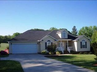 103 Toliver Ln, Anderson, SC 29626