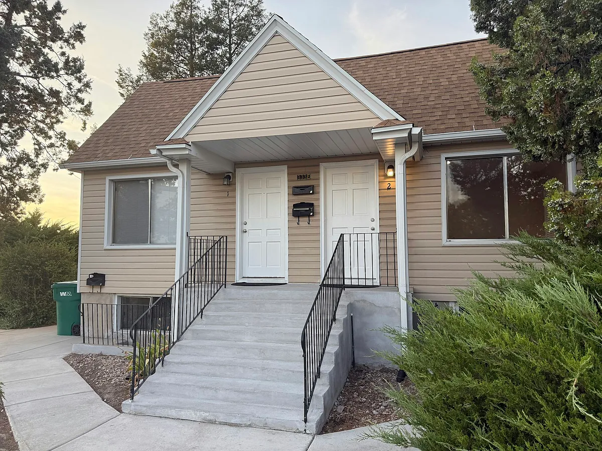 Building Photo - 333 E 720 South St #1