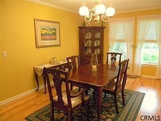 4th image of 57 Sarazen St