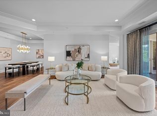 8121 River Rd Unit 423, Bethesda, MD 20817