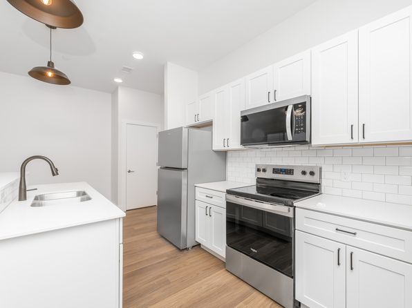 640 Eastern Ave SE #2A