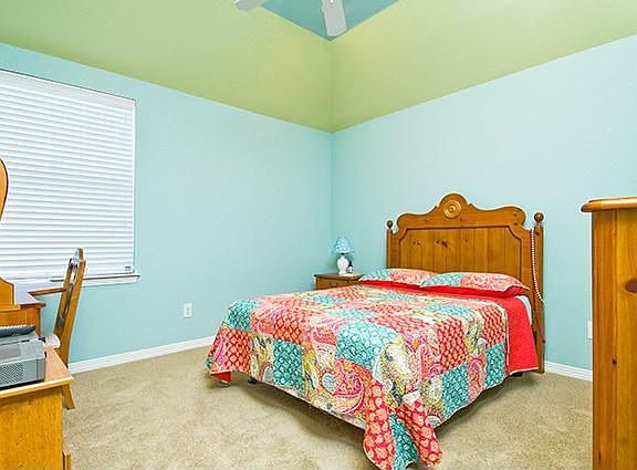 5th image of 603 Medina Ct
