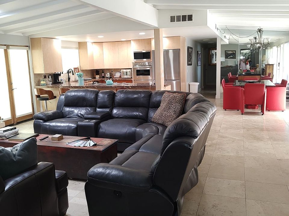 2nd image of 73820 Shadow Lake Dr