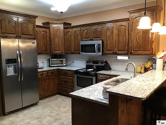 3rd image of 109 Autumn Place Dr