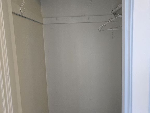 5th image of 6467 Payne Ave #2