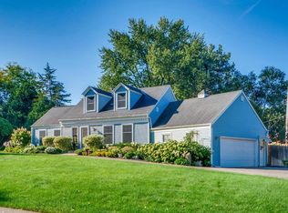 16215 Ice Circle Dr, Wayzata, MN 55391