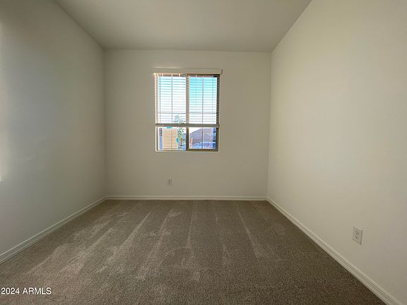 4th image of 4405 S 108TH Avenue