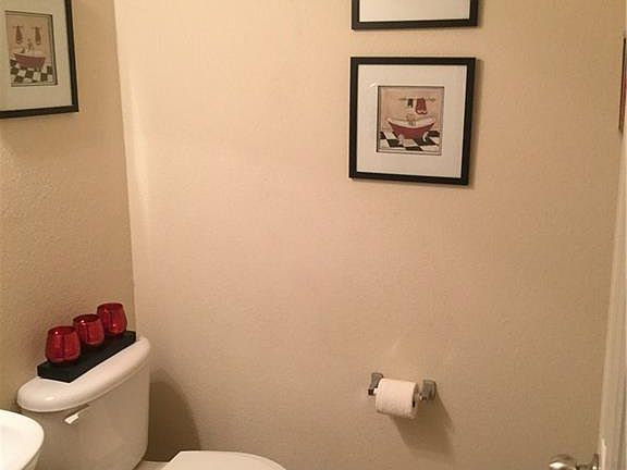 5th image of 8313 Whispering Willow Ln