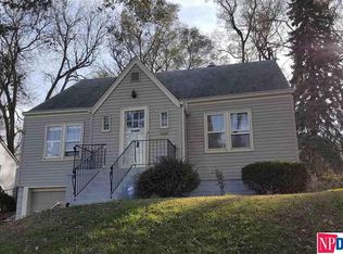 4523 Mayberry St, Omaha, NE 68106