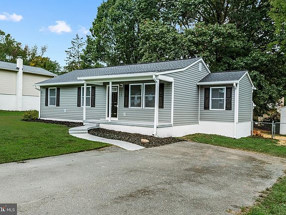 2nd image of 117 Patterson Ave