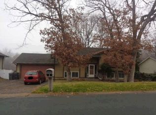 1757 Walnut Ln, Eagan, MN 55122