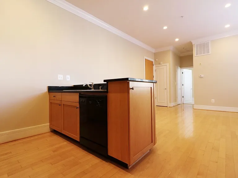 1515 O St NW — Photo 43