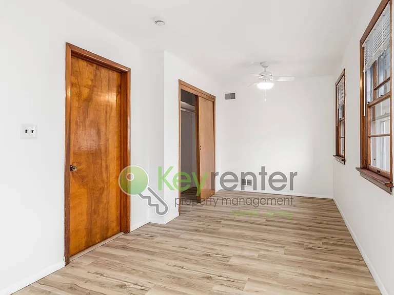 171 Burns Ave — Photo 7