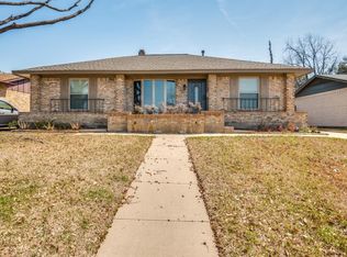 2716 Lago Vista Loop, Irving, TX 75062