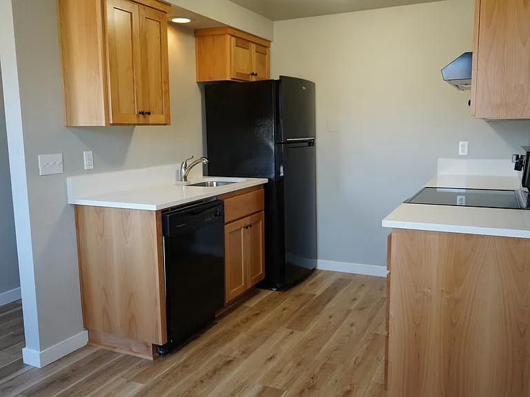 308 SW 1st St — Photo 7