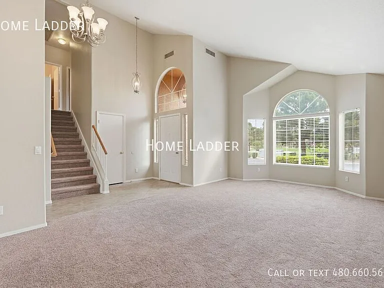 599 W Country Estates Ave — Photo 4