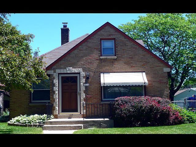 Front of House - June 2010