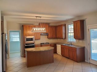 1738 Crossvale Dr, Dacula, GA 30019