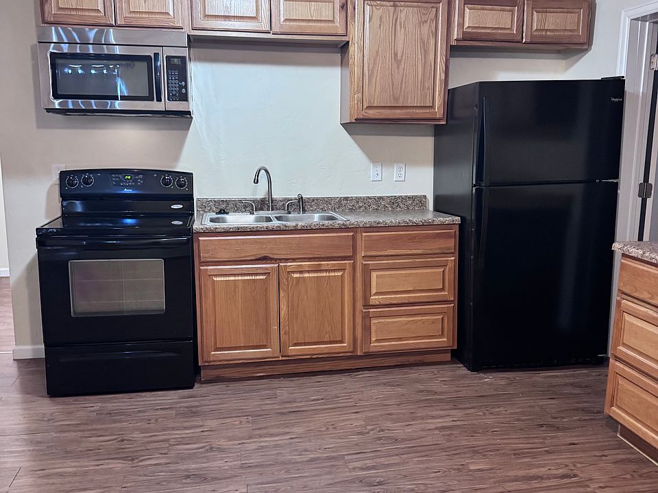 2nd image of 519 W Railroad Ave APT 1