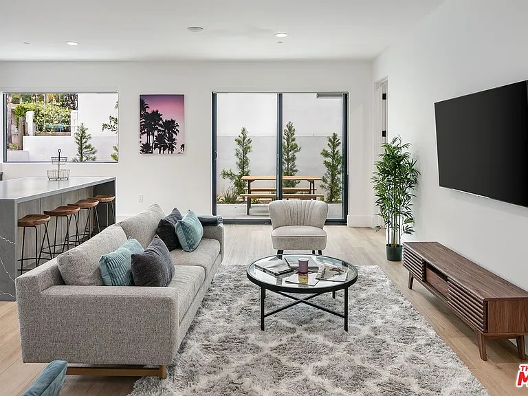 1236 N Spaulding Ave #3 — Photo 10