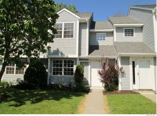 13 Evergreen Way, Pawling, NY 12564